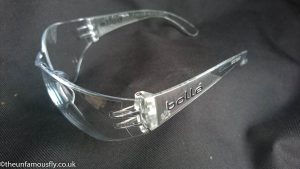 Protective sports glasses