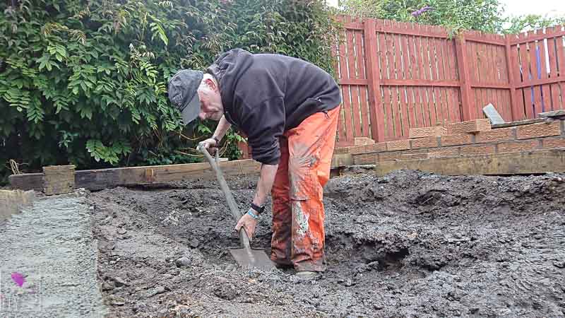 Digging the pond out